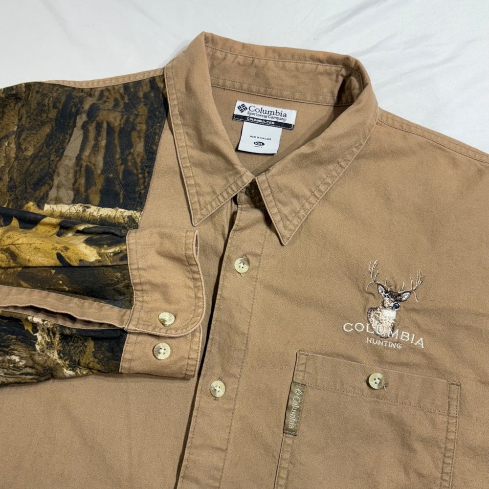 Columbia Hunting Shirt Mens XXL Tan Camo Patch Long Sleeve Buck Embroidered Buck